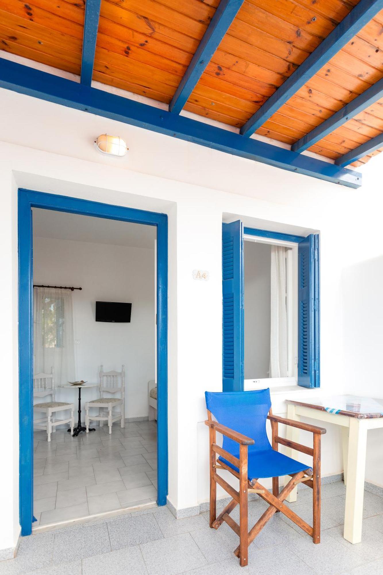 Dora'S Studios & Apartments Mégas Yialós-Nítes Екстериор снимка